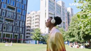 JBL Live 670NC Wireless On-Ear Headphones with True Adaptive Noise Cancelling