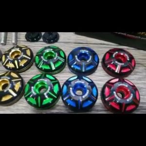 ปลายแฮนด์แต่ง น๊อตปลายแฮนด์ ตุ้มปลายแฮนด์ ตุ้มปลายแฮนด์แต่ง อลูมิเนียมอัลลอยด์ (1 คู่) มีให้เลือก 5สี การติดตั้งแบบไม่สูญเสีย อลูมิเนียมอัลลอยด์ ไม่เป็นสนิมง่าย สำหรับมอเตอร์ไซค์ทุกรุ่น