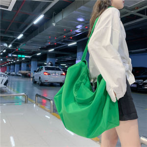 Large Capacity Waterproof Nylon Fitness Bag Womens Single Shoulder Bag Casual Crossbody Bag with Phone Pocket for Youth