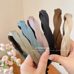 Anti-Slip Toothed Satin Hairband Womens 2024 New Style Simple Twist Hairpin Headwear Fashionable Hair Ties Hair Bands