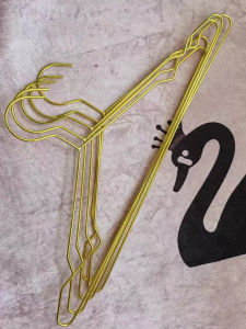 Minimalist Ins Scandinavian Hanger Rose Gold Adult Metal Clothes Hanger For Home Hang Clothes Non-Slip Clothing Hanger Clothing