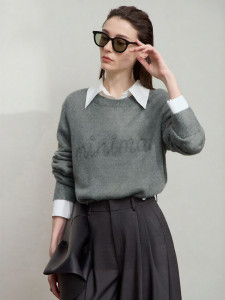 AMII | Áo Sweater Pha Cashmere Thêu Chữ Co Dãn Đơn Giản