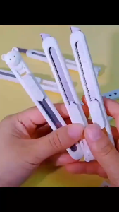 1pcs Cartoon Bear Art Knife Portable Office Supplies Utility Knife Student Stationery Cutting Paper Knife