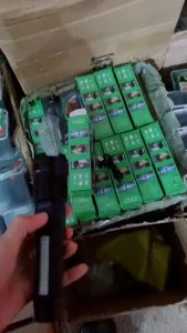 Đèn pin siêu sáng A76 chiếu xa 300m có Zoom xa gần chống nước IP65 pin trâu chip Led XHP50 tâm tròn 7 chế độ sáng