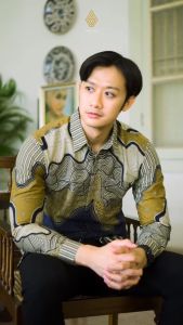 BATIK ARKANZA Motif Pradipta Adji Kemeja Batik Pria Lengan Panjang Slimfit Premium Bahan Katun Lapis Furing