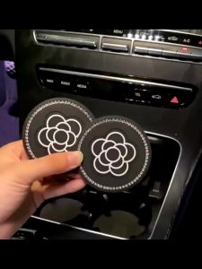 ที่วางแก้วรถไฟเหาะ 2 แพ็ค ราคา 200 บาท ที่วางแก้ว 2.75 นิ้ว กระเป๋าที่วางแก้ว Rhinestone แผ่นยางตั้งรอบ รูปแบบ ที่วางแก้ว อัตโนมัติแทรกอุปกรณ์เ