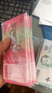 Uang Mainan Berkualitas untuk Buket: Harga & Penggunaan