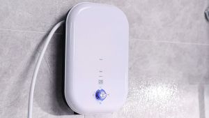 Máy nước nóng trực tiếp bình nóng lạnh trực tiếpmáy nước nóng KÈM BƠM TRỢ LỰC có vòi sen công suất 5500W làm nóng nhanh với 3 giây tiết kiệm điện có chống giật an toàn màn hình kỹ thuật số thông minh