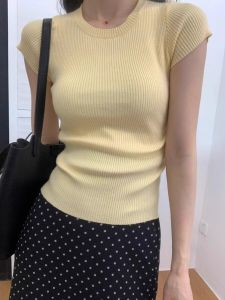 K-style Pullover Round Neck Slim Short Sleeve T-shirt: A Versatile Summer Essential