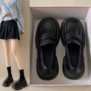 Giày Lười Đế Mềm Cho Nữ 2024 Giày Lười Đế Phẳng Đơn Màu Đen Cổ Điển Phong Cách Anh Giày Lười Da Nhỏ Tăng Chiều Cao