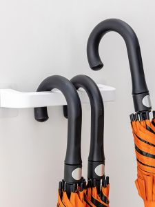 Japanese Style Wall Mounted Umbrella Rack Home Entrance Storage Holder No Drilling Required Plastic Umbrella Stand Organizer
