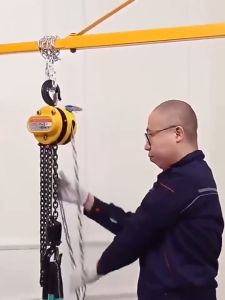 รอกโซ่ 1.5 ตัน โซ่คู่ Eagle one ยาว3เมตร ของแท้มีรับประกัน