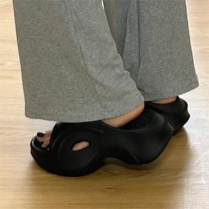 Black Thick Heel Slippers Womens Summer Outdoor Beachside Heightening Anti-slip Fashionable Flat Heel Sandals EVA Plastic