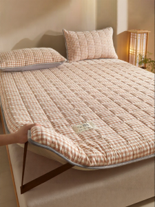 Kiss Dear | Cotton Mattress Pad 1.8m for All Seasons