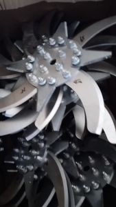 ชุดจานใบมีด สแตนเลส  สามารถนำไปดันแปลงเพื่อปั่นบด สามารถใส่กับ GC-200 ได้