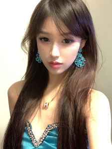 Elegant Blue Diamond Embedded Flower Stud Earrings Retro Exaggerated Luxury High Quality Dangle Earrings Feminine Fashion Jewelry