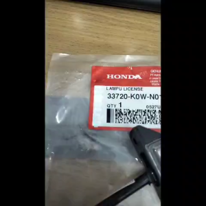 Oerimoto- LAMPU PLAT NOMOR ADV 150 160 HONDA 33720-K0W-N01 ORIGINAL