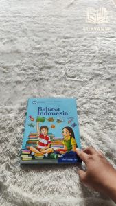 Buku Siswa BAHASA INDONESIA Kelas 8 Smp Kurikulum Merdeka