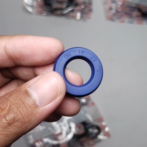 Seal Un / Ush 14 22 5 Nok Seal Shockbreaker Answer/Tabung Kyb Rcb Ktc Original Nok INB JOGJA