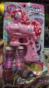 Enchanting Pony Bubbles Gun - Full-Automatic Light & Musical Delight"