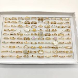 50pcs/Lot New Mix Style Alloy Finger Rings for Women Candy Color Round Crystal Thin Joint Rings Party Bar Cute Jewelry Girls