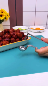 Dụng Cụ Lấy Lõi Quả Táo Tàu Tiện Dụng Bằng Inox Không Gỉ Stainless Steel Remover Fruit PVN5974