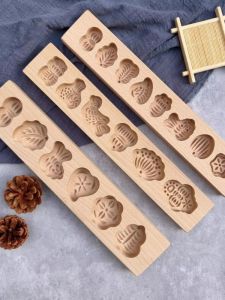 Handmade Wooden Mini Baking Molds Cartoon Design Kitchen Tools for Children Biscuit Making Festive Celebration Supplies