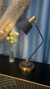 Modern Creative Metal White Desk Lamp Bedside Night Black Table Light Eye Protection Reading Fixtures