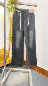 Quần jean bé gái size đại ống sớ 8-16 tuổi đính bươm kèm dây đai vải co giãn dáng thời trang