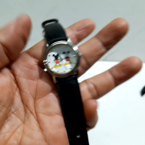 Đồng hồ đeo tay nữ Alba Mickey size 28mm phong cách vintage dây da đen