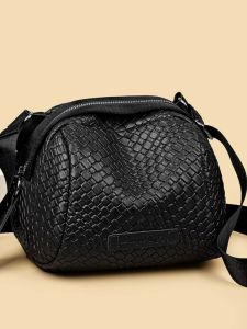 Kangaroo Shell Bag Womens Shoulder Crossbody Bag Genuine Leather Fashionable Casual Handbag for Middle-Aged And Elderly