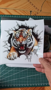Miếng dán decal Hổ 3D - Dán trang trí ô tô laptop cửa kính - 15cm