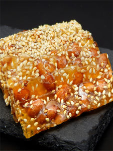 Authentic Handmade Old Fashioned Peanut Leather Candy Traditional Snack Nostalgic Treat Year Goods Soft Caramel Bar Sugar