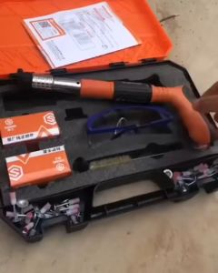 Versatile Manual Steel Nail Gun Integrated Woodworking Ceiling Installation Woodworking Fasteners