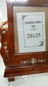 khung thờ gỗ cao cấp 20x25 có chân đế khung chắc chắn bền đẹp có 2 màu nâu và đen