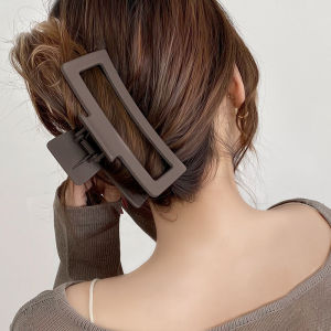 Extra Large 13cm Acrylic Shark Hair Claw Clip Womens Summer Hair Accessories Back of Head Styling Hairpins Fashionable Hair Decorations