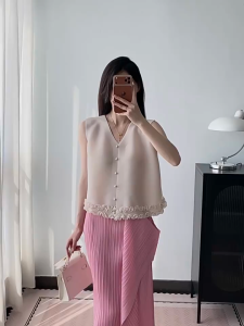 KESHANGYI Miyake Style Pleated Sleeveless Shirt Summer Patchwork Lace V-neck Temperament Solid Color Top Vest