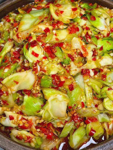  Crisp Spicy Sichuan Baby Cabbage Pickled Condiment Appetizing Rice Accompaniment Non-GMO 250g Bag from Guangdong China