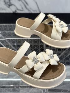 Floral Thick Bottom Platform Sandals Womens Summer Gentle Fairy Versatile Open Toe Slippers Korean Style PU Leather