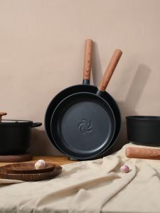 New Arrival: JEETEE BlackShield Non-Stick Frying Pan - Induction & Gas Compatible, PFOA/PFOS Free, 24CM/28CM