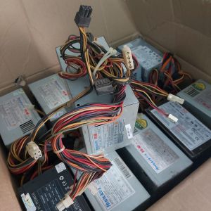 Nguồn máy tính có cáp 6 pin gắn card rời hoạt động tốt (đã sử dụng)