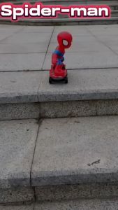 ของเล่นสเก็ตบอร์ดสไปเดอร์แมน มีเสียง มีไฟ หมุนได้ 360 องศา สเก็ตบอร์ดของเล่น สไปเดอร์แมน ใส่ถ่าน NO.5080