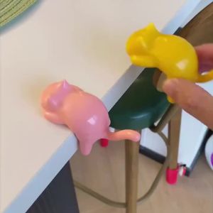 KLL ตะขอแขวนโต๊ะมีสไตล์รูปแมวสุดสร้างสรรค์อุปกรณ์แขวนกระเป๋านักเรียนสไตล์เรียบง่ายทันสมัย