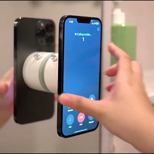 Giá đỡ điện thoại trên ô tô cốc hút chân không xoay 360 độ nhỏ gọn tiện lợi chắc chắn