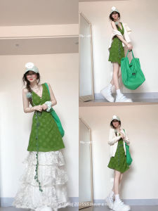 Chic Green V-Neck Sleeveless Vest Dress Set Beautiful Casual Loose High Waist Spring Summer New Arrival Womens Fashion Dress