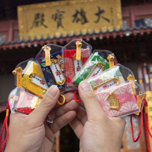 Hangzhou Lingyin Lucky Charm Health Attraction Wealth Attraction Personal Safety Pendant Fragrance Bag Indian Tourist Spot