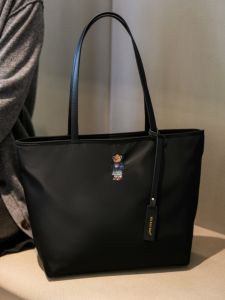 Large Capacity Pure Color Bear North Bag Tote Bag for Travel And Commuting Nylon Material Single Shoulder Handbag Womens Bag