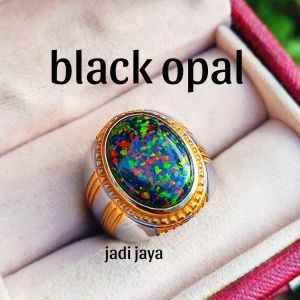 Cincin Batu Kalimya Hitam Australia Mewah Elegan