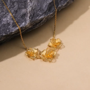Chow Sang Sang 周生生 999.9 24K Pure Gold Chinese Wedding Collection Flowers Necklace for Women 47cm 95305N Price-by-Weight 7.11g Gold