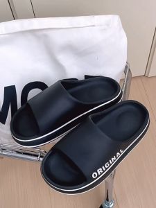Sandal pria terbaru sandal dewasa sandal karet jeli nyaman lembut sandal rumah outdoor